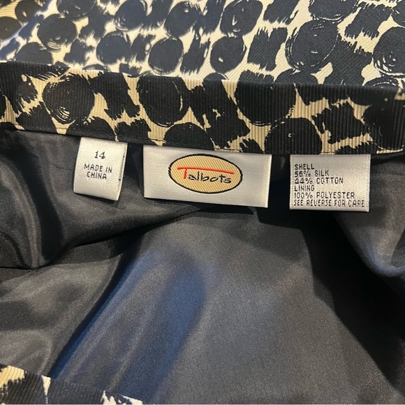 Talbots Black & Beige Fully Lined Flare Skirt Size 14 - Picture 8 of 8
